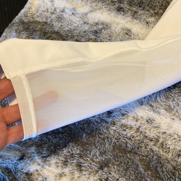 Athleta Stay Fly 7/8 Tight Crop Leggings - Size Large - White - Picture 2 of 8